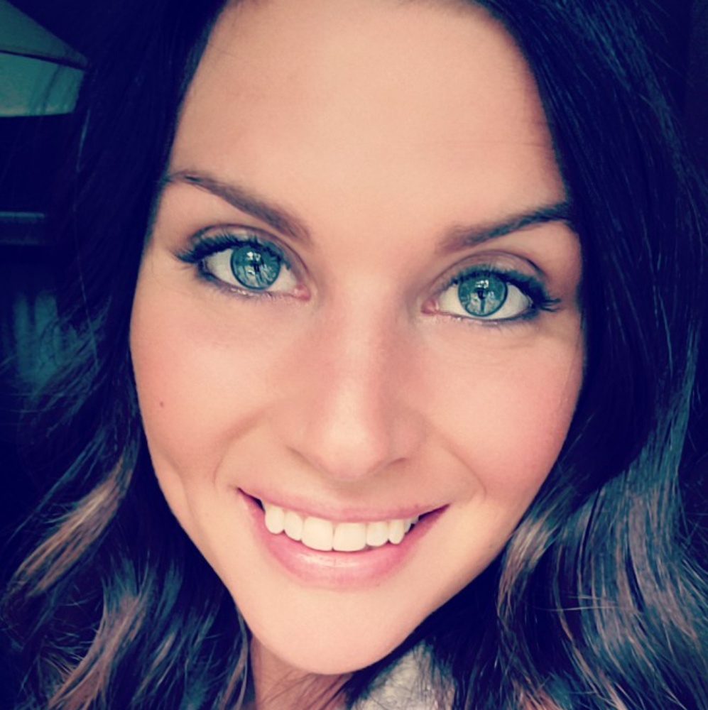 Meet your Posher, Kayla